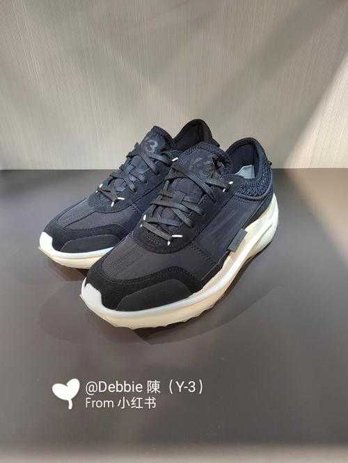 2025最新Y3是什么品牌Y3价格如何深度解析Y3品牌定位及价格趋势