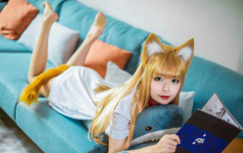 猫娘脱卸衣服:可爱与性感的完美结合