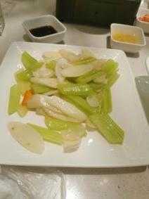 顾家三个女儿一锅烩大团圆:酱油与微笑的味道
