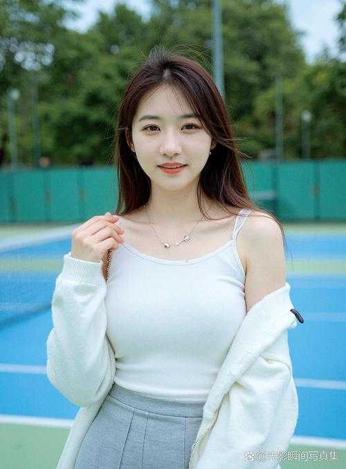 2025年校园女生写真图库资源全攻略
